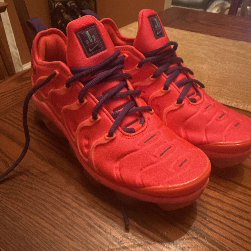 Size 8 - Nike Air VaporMax Plus Neon Red